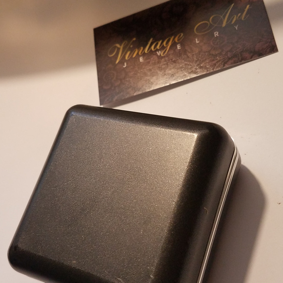 Vintage TUZAJ Travel Alarm Clock, Mechanical, Work retro night stand decor - Picture 6 of 8